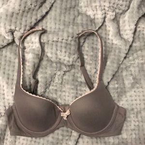 Body by Victoria Secret Bra